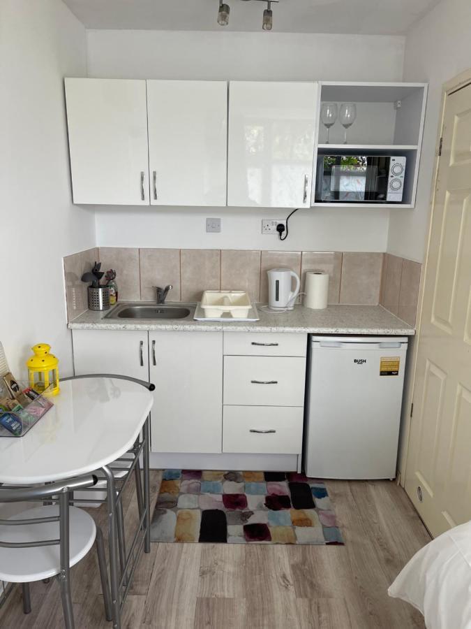 Апартаменты Studio Flat Fully Equipped Кройдон Экстерьер фото