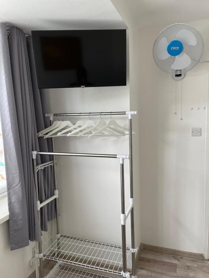 Апартаменты Studio Flat Fully Equipped Кройдон Экстерьер фото